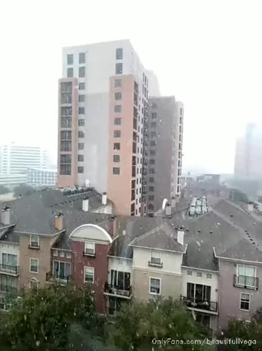 Watch Kim dance in snow Shemale Porn Videos | TranSexBig.