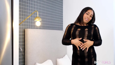 BOBSTGIRLS: Selene's Orgasm
