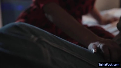 Sexy ts Jessy Dubai hungrily sucks Tony Orlandos cock