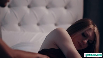Stepbro analed his TS stepsis on her bed