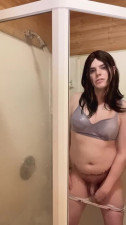 Ts Jess cums in shower
