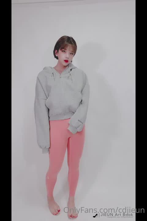 Watch South Korea beauty-TS-韩国伪娘-4 Shemale Porn Videos | TranSexBig.