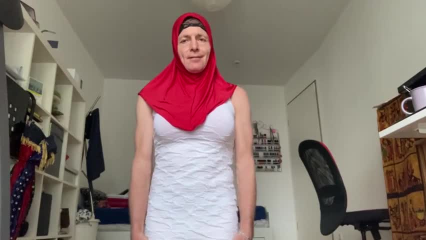 Watch Dhimmi bea - Hijab,  big dildo and masturbation Shemale Porn Videos | TranSexBig.