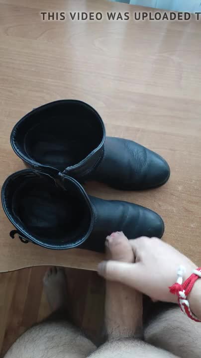 Watch Cum on mom's ankle strap boots Shemale Porn Videos | TranSexBig.