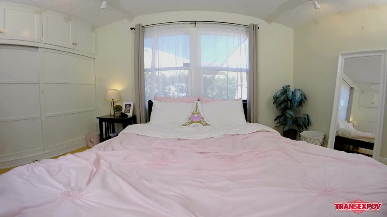 Watch TRANSEXPOV.COM: Zia Cristal Barebac XXX Shemale Porn Videos | TranSexBig.