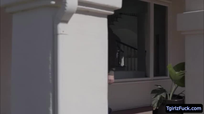 Watch Slender tbabe Korra Del Rio sucks bigcock and gets nailed Shemale Porn Videos | TranSexBig.