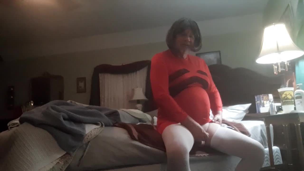 Watch Connie cums Shemale Porn Videos | TranSexBig.