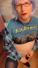 Pantyluvn sissy jerking and cumming as 90’s chick