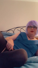 Pantyluvn sissy fully dressed cumming in glasses