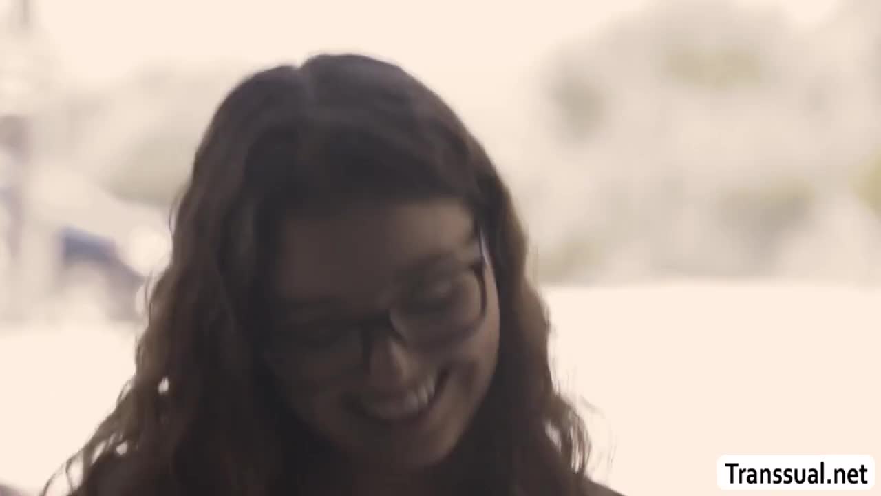 Watch Nerd Geek Leana Lovings fucked by friends shemale girlfriend Shemale Porn Videos | TranSexBig.