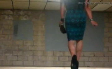 Curvy crossdresser