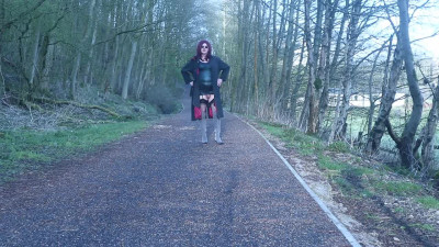 crossdressed public cycle path