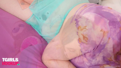 TGIRLSHOOKUP: BBW Clara Belle
