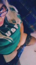 Simmy Violet TS screaming while cumming