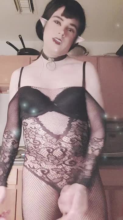 Watch Kaylith Crane plays with her dick in lingerie Shemale Porn Videos | TranSexBig.