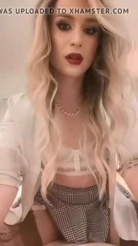 Watch Gorgeous 2 Shemale Porn Videos | TranSexBig.