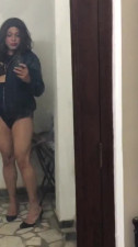 Elle Summers Lingerie Reveal
