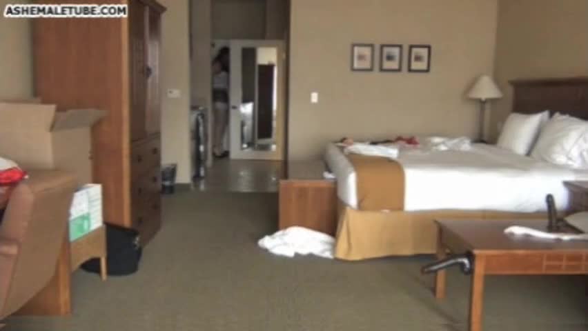 Watch crossdresser divirtiendose solo Shemale Porn Videos | TranSexBig.