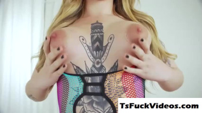 Trany babe Angelina Please loves to get assed hard