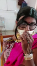 indian crossdresser model Lara D'Souza sexy video in saree
