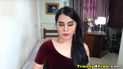 Pinay Beauty Shemale Wild Cock Handjob