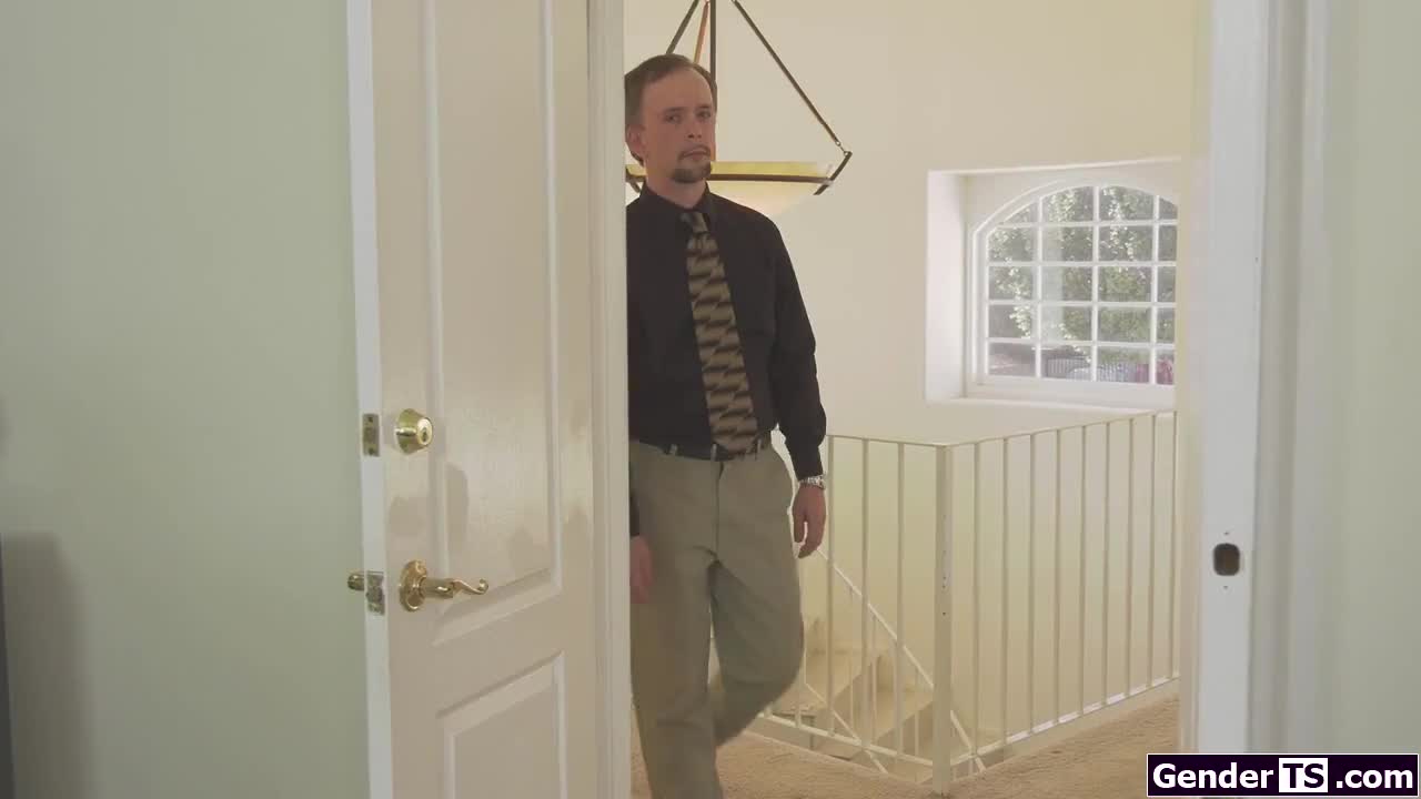 Watch Small tits tgirl Jenny Flowers deepthroats and anal fucked Shemale Porn Videos | TranSexBig.