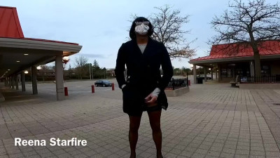 Reena Starfire - Sissy Daytime Play In A Public Strip Mall