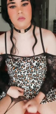 Kaylith Crane plays with herself