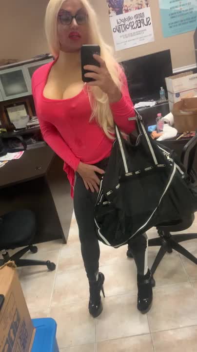 Watch Chrissy Cocoabutter Crossdresser Cums Toys Ass Plugged Teases Begs for Cock Mistress Shemale Porn Videos | TranSexBig.