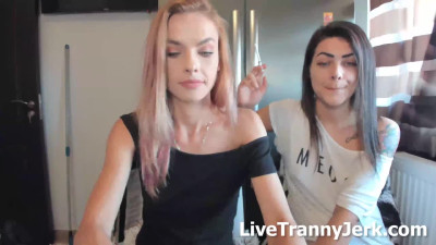 senzuallips 2shemale webcam