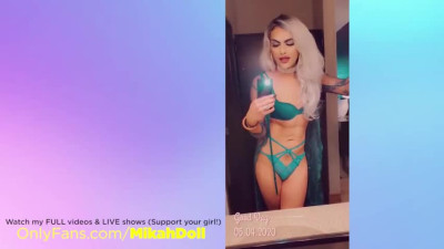 Stunning Tranny treats her Grindr Date to a magical blo