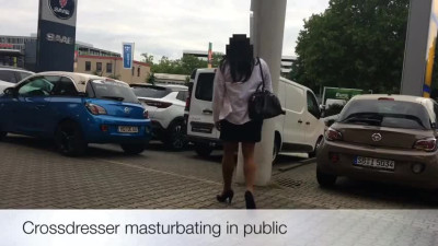 Crossdresser masturbates in public
