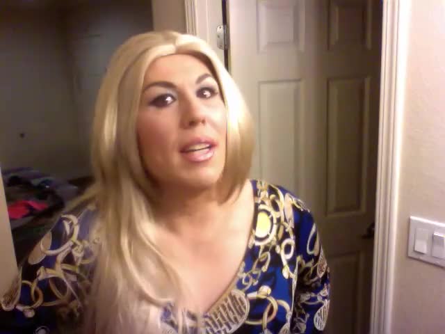 Watch Miki's sexy new wig Shemale Porn Videos | TranSexBig.