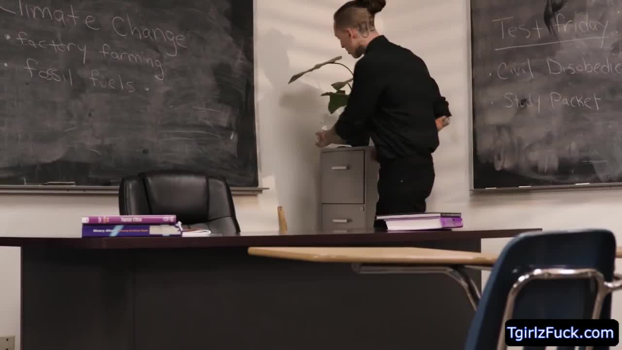 Watch Ts beauty Casey Kisses tight asshole takes a throbbing dick Shemale Porn Videos | TranSexBig.