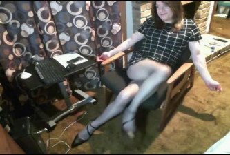 Crossdresser her Knees shows her Pantyhosed Ass Teasing