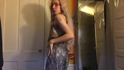 Love Game TGirl Sexy Stripp