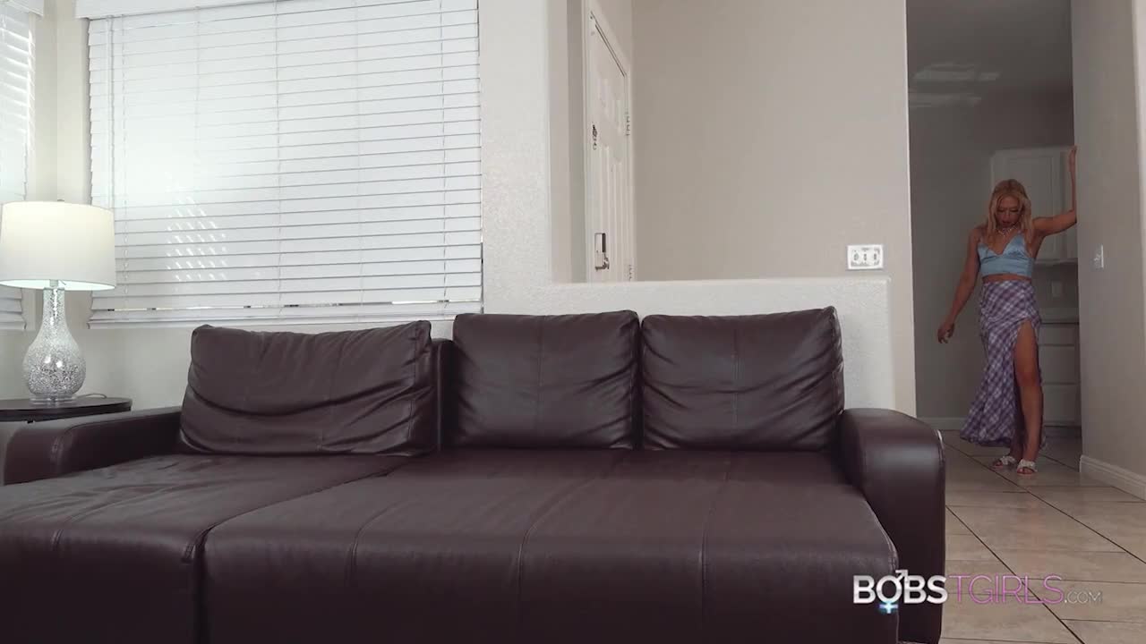 Watch BOBSTGIRLS: Paradise Tops Pierce Shemale Porn Videos | TranSexBig.