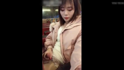 Cute asian cums in publicp