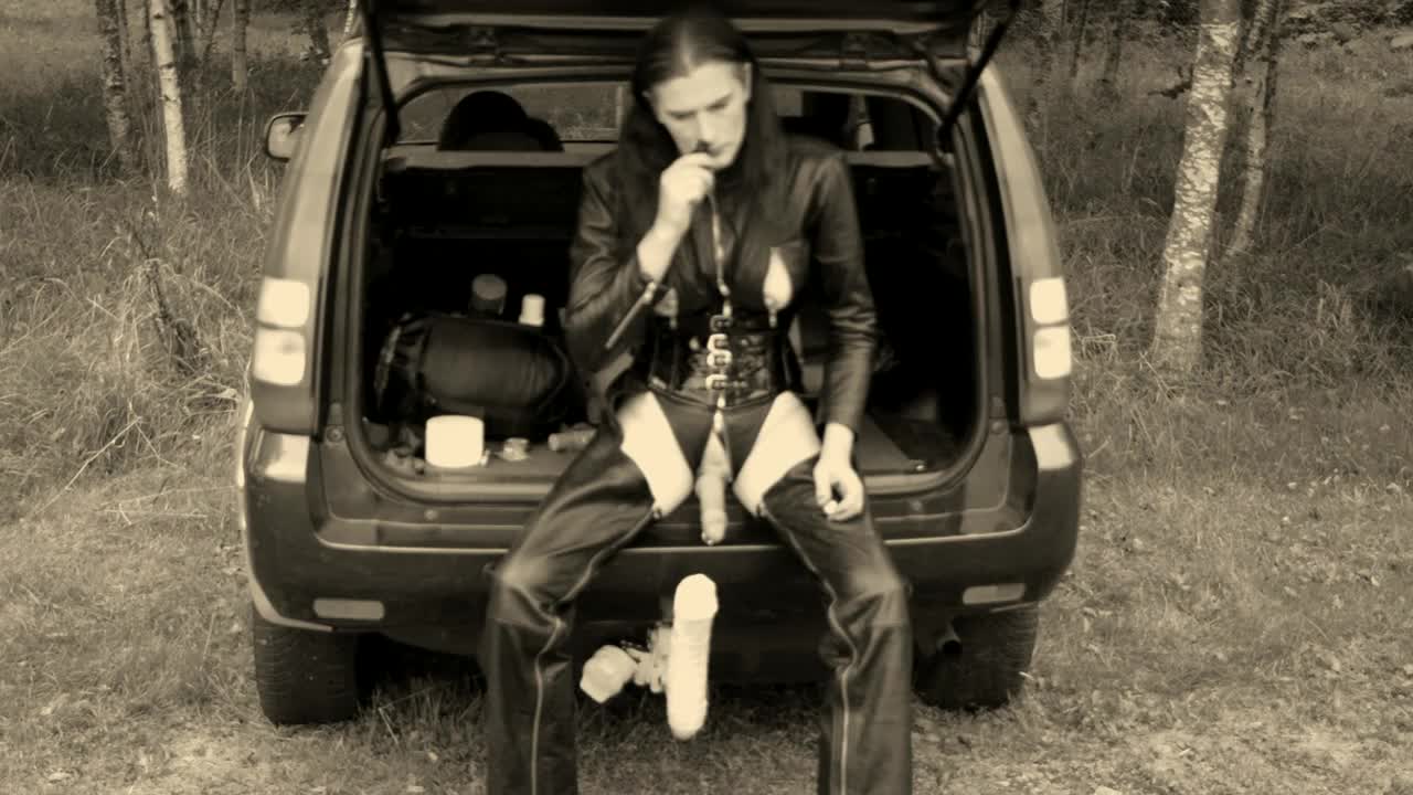 Watch Isabella fucks her towbar Shemale Porn Videos | TranSexBig.