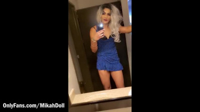 Arab Tranny Dolls Up to give her BBC Grindr Daddy a Blo
