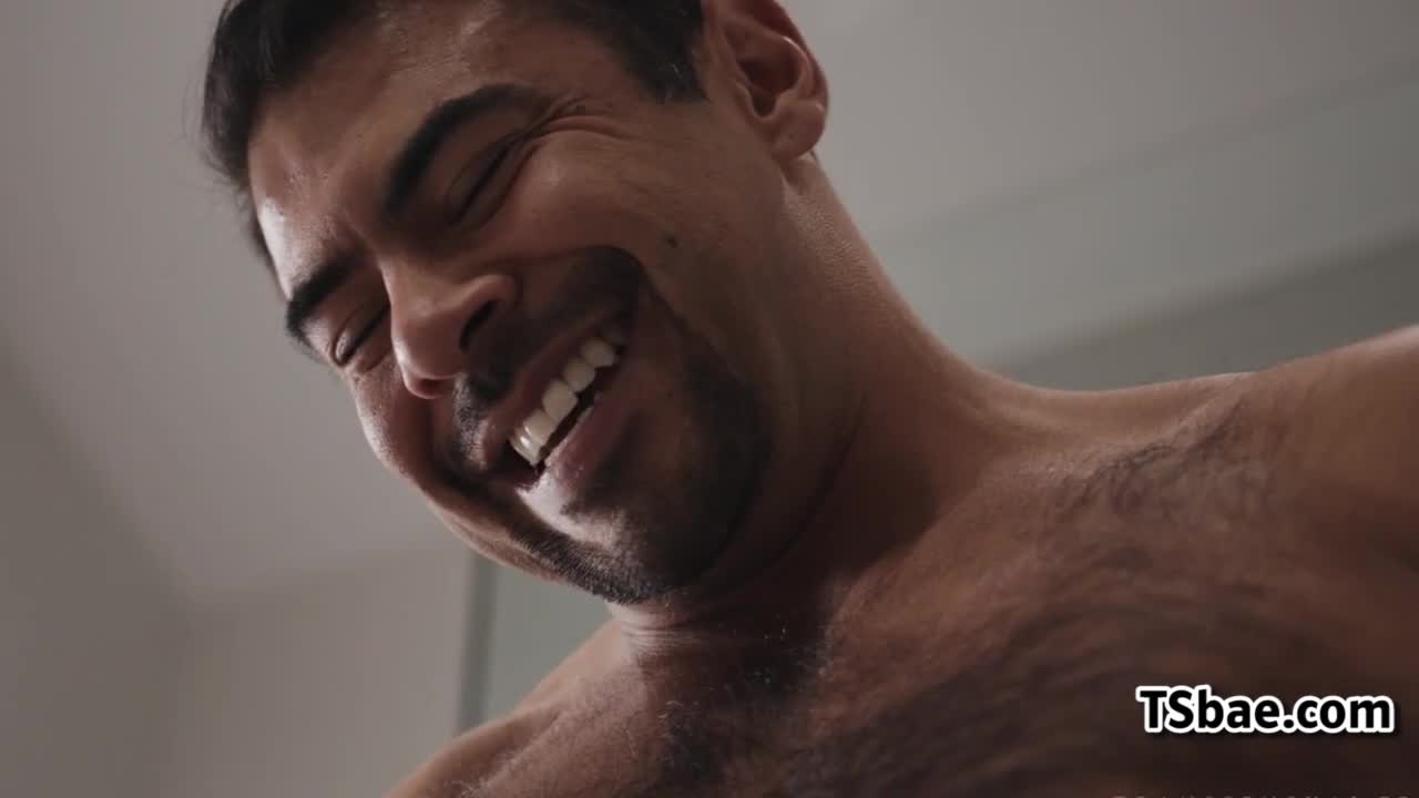 Watch MILF ts seduces plumber Shemale Porn Videos | TranSexBig.