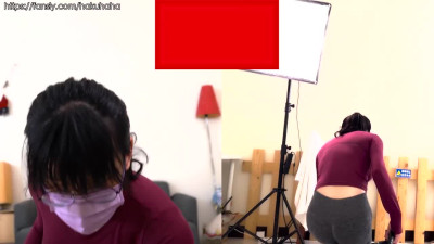 Wearing yoga pants aerobics stuffing toy into ass, having an orgasm while exercising!