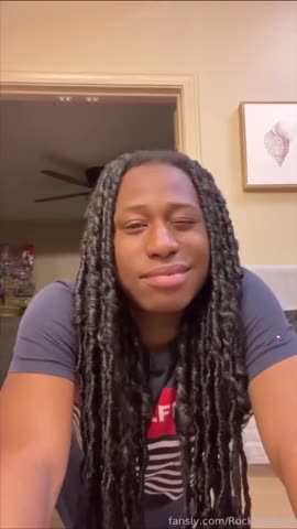 Watch Memphis Thick Toaster Strudel Shemale Porn Videos | TranSexBig.