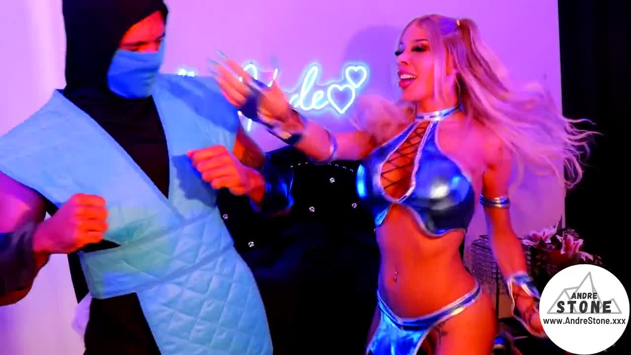 Watch Busty Blonde Brittney Kade In Kitana Cosplay Takes Sub-Zero's BBC Shemale Porn Videos | TranSexBig.