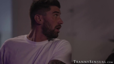 Horny David ChaTranny Crystal Thayer covered in se plows stunning Jessy Dubais tight asshole