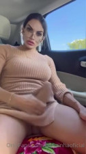 TS Fabyzinha cumshot