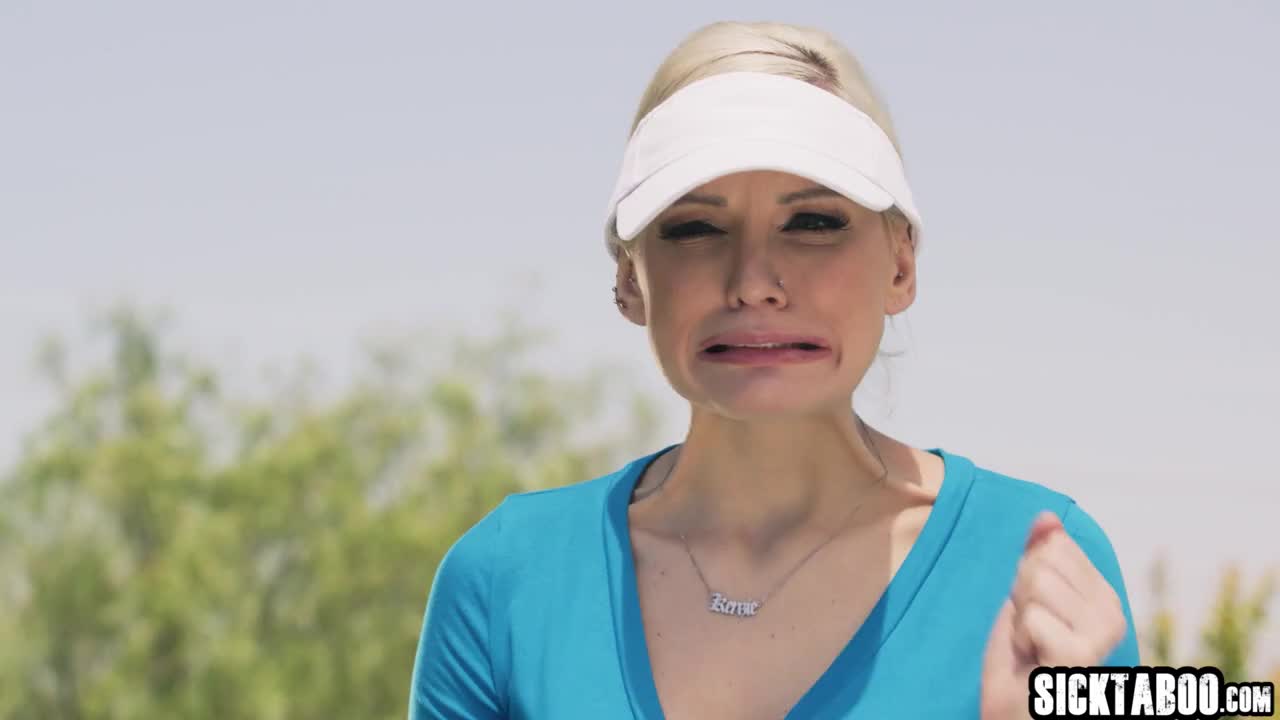 Watch Lucky big tits MILF Kenzie Taylor fucked by two horny big cock shemales Shemale Porn Videos | TranSexBig.