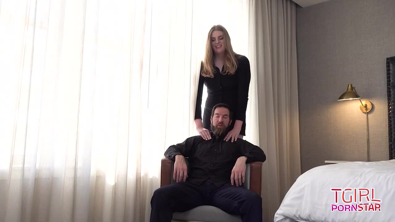 Watch TGIRLPORNSTAR: SCARLET MOON & CHRIS EPIC! Shemale Porn Videos | TranSexBig.