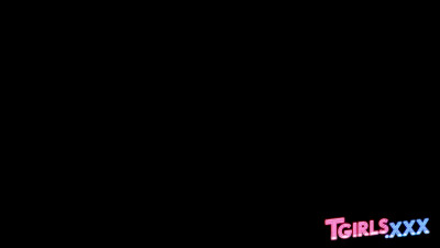 TGIRLS.XXX: Shiri Strips