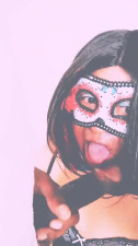 Travesti Tsangie mamando y cojiendo con un macho negro
